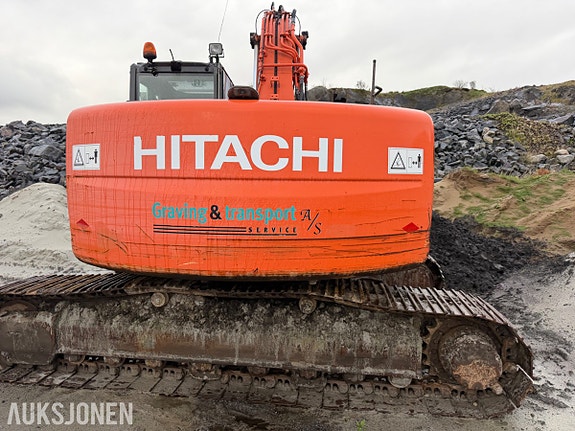 Hitachi Zx225 6 of 30