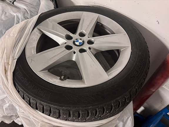 BMW 225xe 23 of 27
