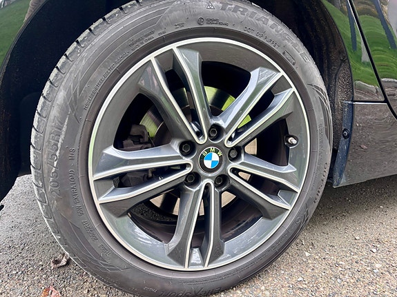 BMW 225xe 9 of 27