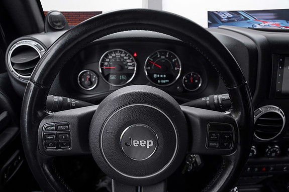 Jeep Wrangler 20 of 30