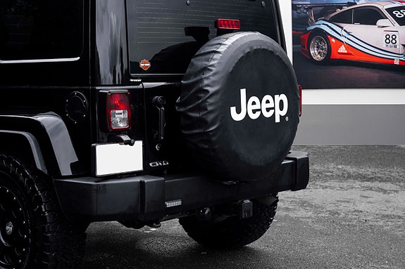 Jeep Wrangler 8 of 30