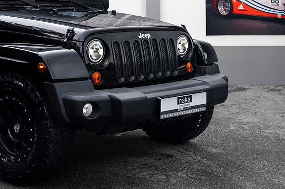 Jeep Wrangler 2 of 30