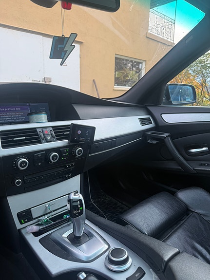 BMW 525d 9 of 13