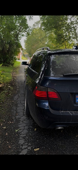 BMW 525d 2 of 13