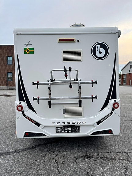 Benimar Tessoro 481 Liten STOR bil/Perfekt for turfolk/Bør sees. 5 of 30
