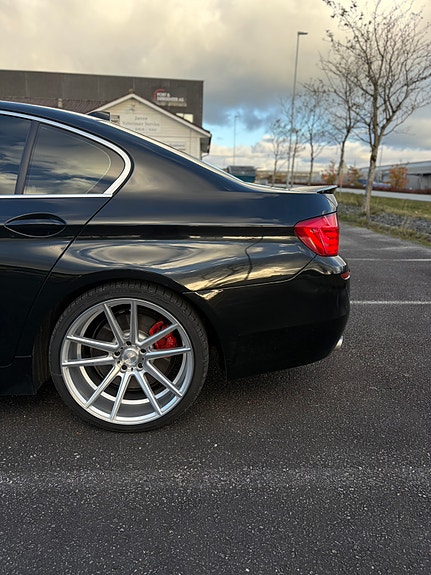 BMW 525d 16 of 30