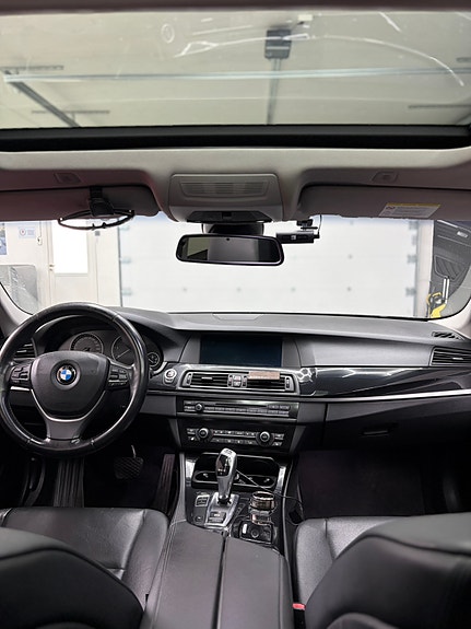 BMW 525d 26 of 30