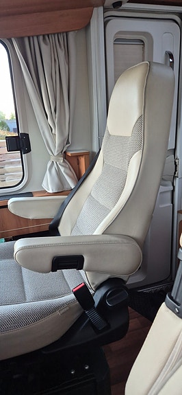 Hymer Exsis 578 14 of 30