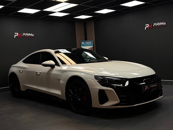 Audi e-tron GT 4 of 30