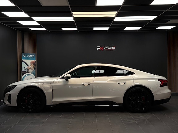 Audi e-tron GT 7 of 30