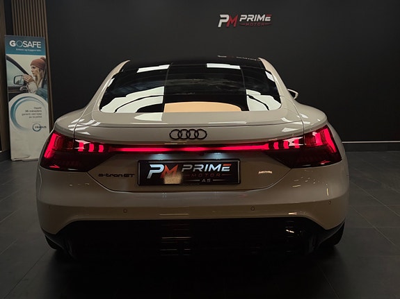 Audi e-tron GT 24 of 30
