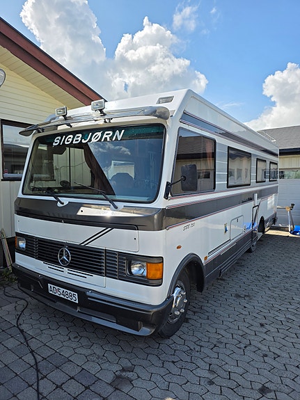 Mercedes-Benz L 613 D 3 of 6