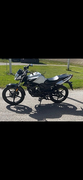 Yamaha YS 125 6 of 9