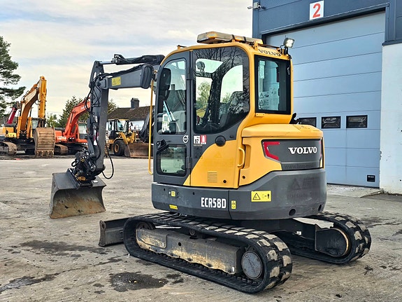 Volvo ECR58D, 2017 Mod, 4645 timer, Rototilt, S50-Freste, pusseskuff, ny sertifisering. 3 of 30