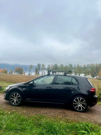 Volkswagen e-Golf VII 6 of 30