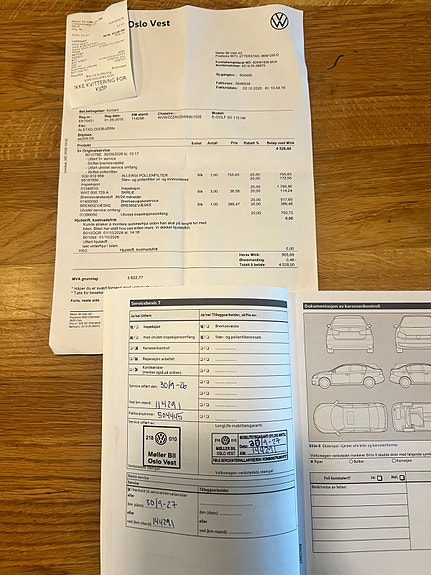 Volkswagen e-Golf VII 18 of 30