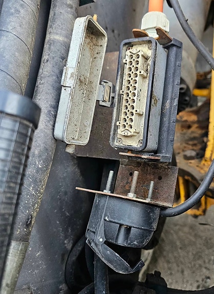 Volvo L120F, 2008 Mod, 3. og 4. funksjon, Spakstyring, ny sertifisering og ny service. 15 of 30