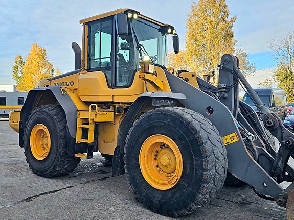 Volvo L120F, 2008 Mod, 3. og 4. funksjon, Spakstyring, ny sertifisering og ny service. 9 of 30