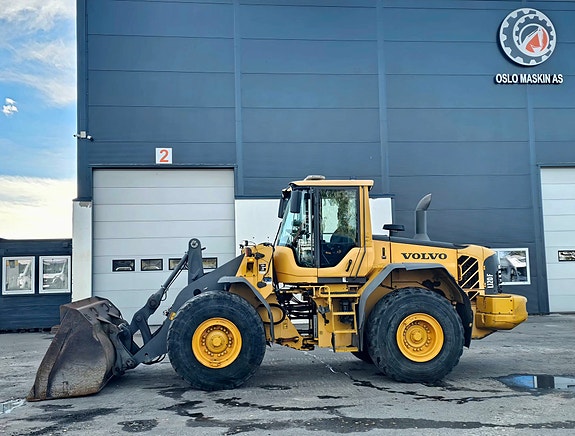 Volvo L120F, 2008 Mod, 3. og 4. funksjon, Spakstyring, ny sertifisering og ny service. 2 of 30