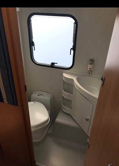 Adria Altea 542 Ku 10 of 16
