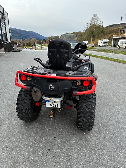 Can-Am 650 Max XT 4 of 9