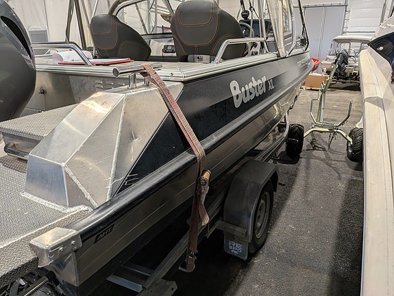 Buster XL PRO med Yamaha F115B. Rigget for fiske og helårsbruk 4 of 12