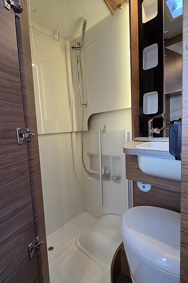 Knaus TOURER VAN 500MQ | AUT | LITHIUM | SOLCELLE 28 of 30