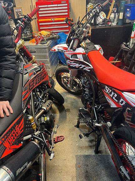 Fantic XMF 125 4 of 9