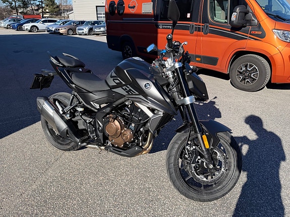 VOGE R625 3 of 10