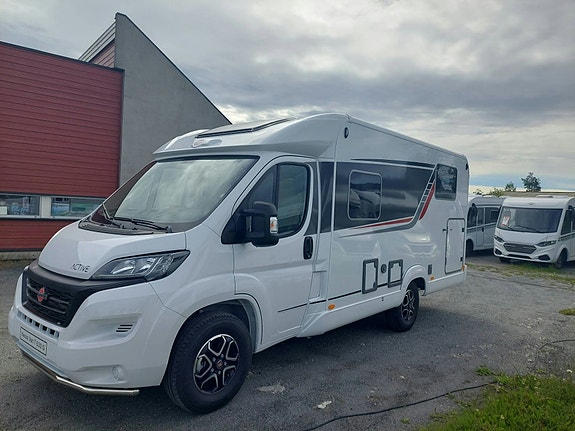 Bürstner Nexxo Van T 620 G 2,2/140 HK 9 trinn automat 9 of 30