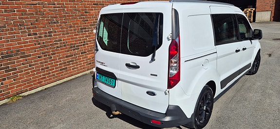 Ford Transit Connect 5 of 13