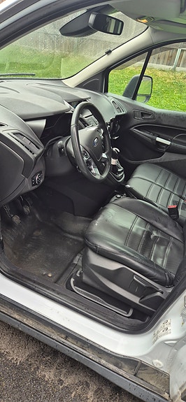 Ford Transit Connect 12 of 13