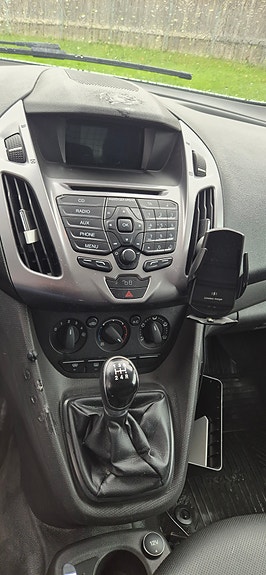 Ford Transit Connect 10 of 13