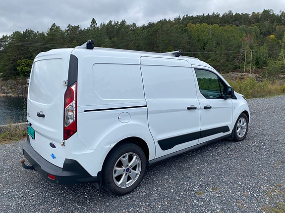 Ford Transit Connect 8 of 30