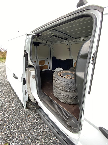 Ford Transit Connect 20 of 30