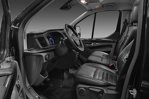 Ford Transit Custom 10 of 17