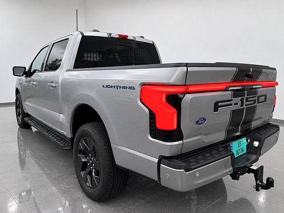 Ford F-150 3 of 14