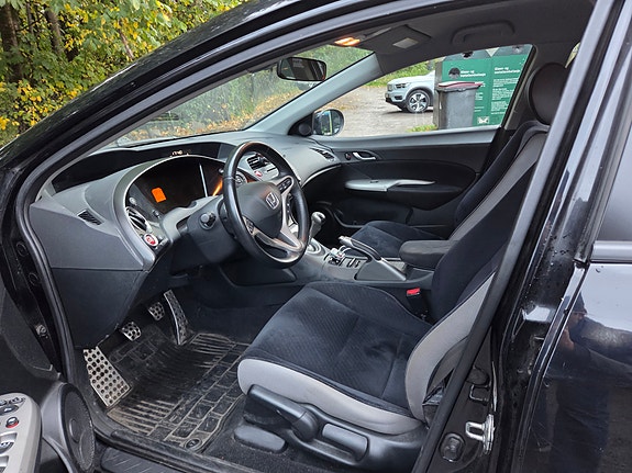 Honda Civic 12 of 14