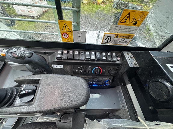 Hitachi TB 257 FR 13 of 30