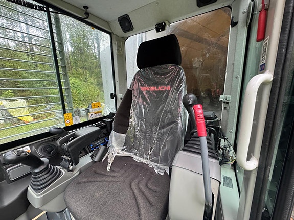 Hitachi TB 257 FR 12 of 30
