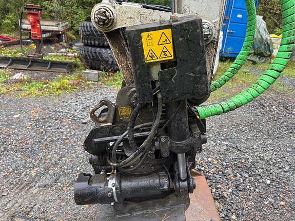 Hitachi TB 257 FR 22 of 30