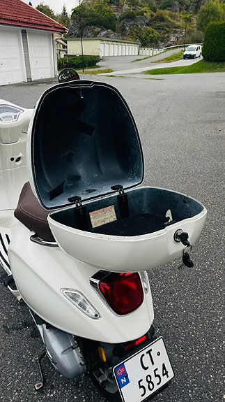 Vespa VESPA PRIMAVERA125 E4 ABS WHIT 21 of 28
