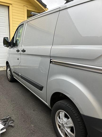 Ford Transit Custom 12 of 18