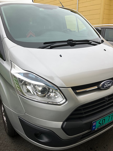 Ford Transit Custom 13 of 18