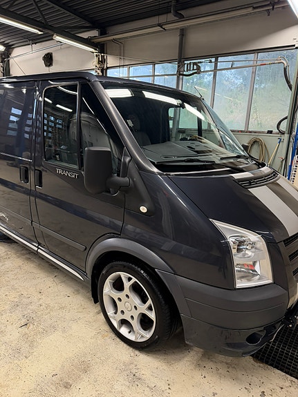 Ford Transit 260S SportsVan 2 of 24