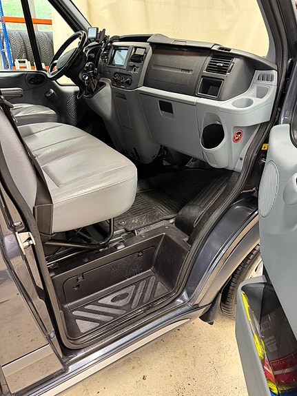 Ford Transit 260S SportsVan 13 of 24