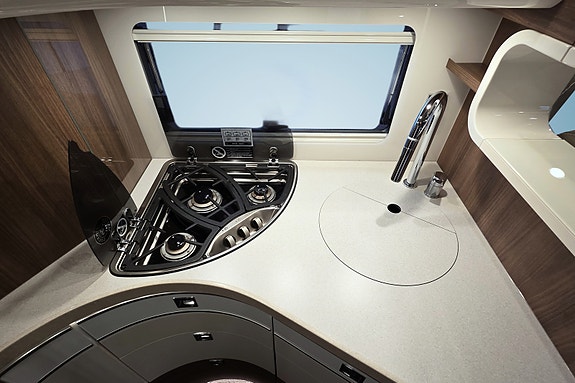 Carthago Chic S-Plus I64 XL QB | IVECO | AUT | GASSTANK | ALDE | Hydr. Støtteben 27 of 30