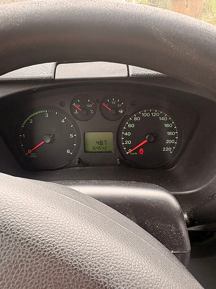 Ford Transit 300M Van 9 of 10