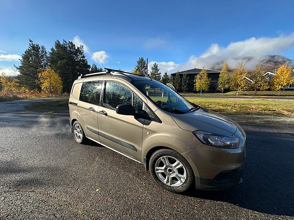 Ford Transit Courier 7 of 17