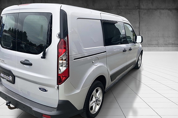 Ford Transit Connect 8 of 17